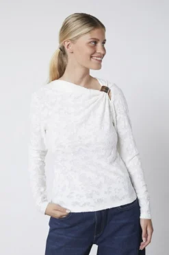 Vieda-Ls 19154*Sisters Point Hot