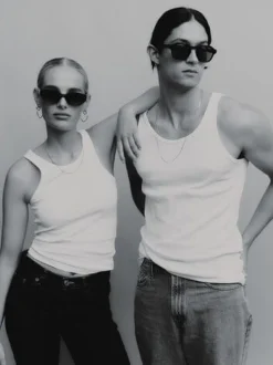 A. Kjærbede Zan< Solbriller